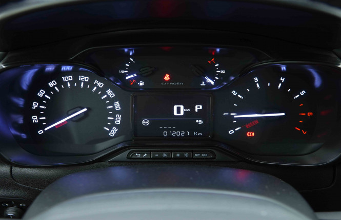 CITROEN_CITROEN_C3_2654602_14.jpg
