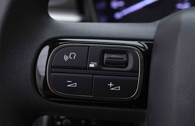 CITROEN_CITROEN_C3_2655392_16.jpg CITROEN_CITROEN_C3_2655392_16.jpg
