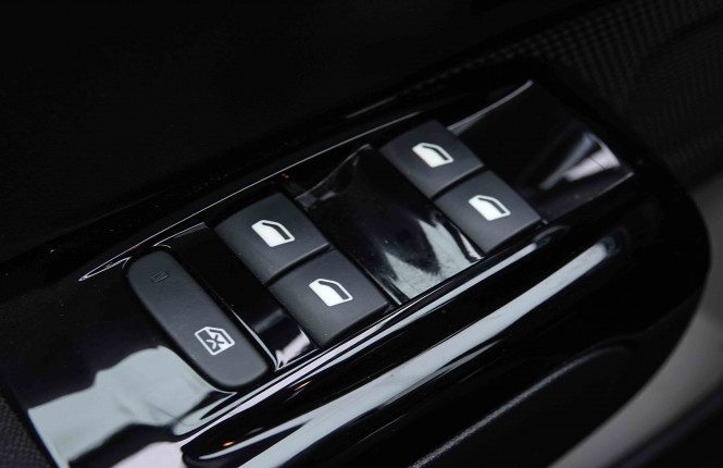 CITROEN_CITROEN_C3_2655402_19.jpg CITROEN_CITROEN_C3_2655402_19.jpg