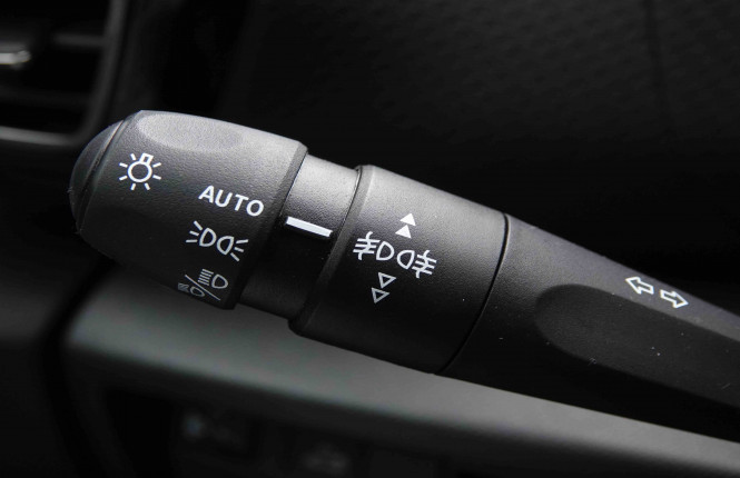 CITROEN_CITROEN_C4 X_2551035_16.jpg