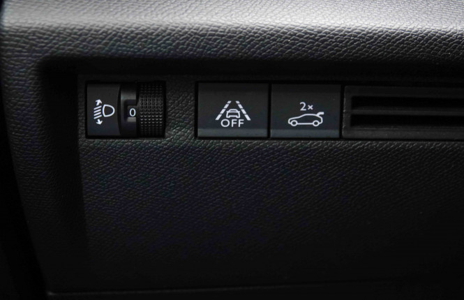 CITROEN_CITROEN_C4 X_2652644_19.jpg