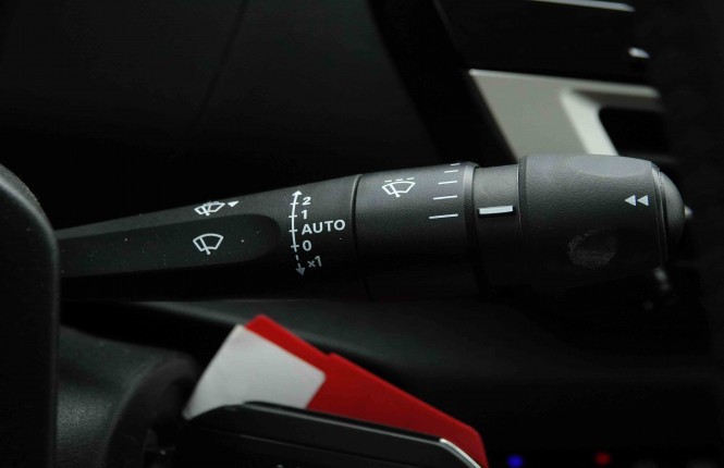 CITROEN_CITROEN_C4 X_2652645_16.jpg