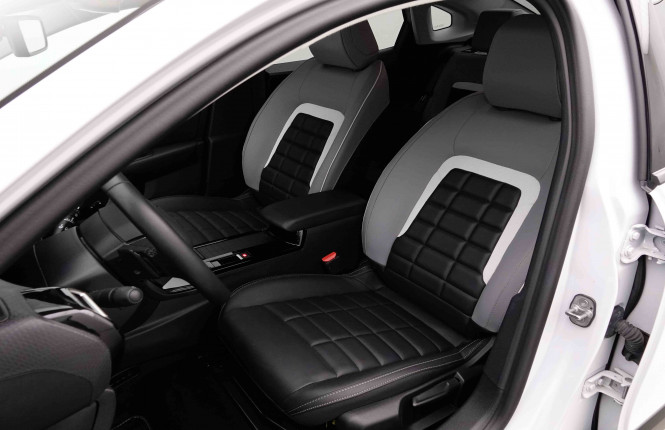 CITROEN_CITROEN_C4 X_2652702_6.jpg