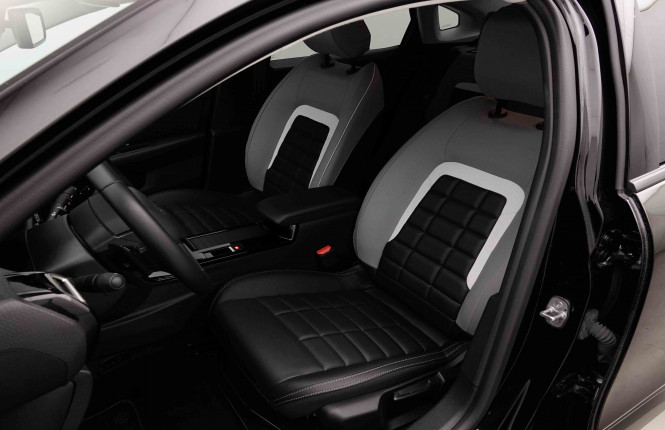 CITROEN_CITROEN_C4 X_2652703_6.jpg