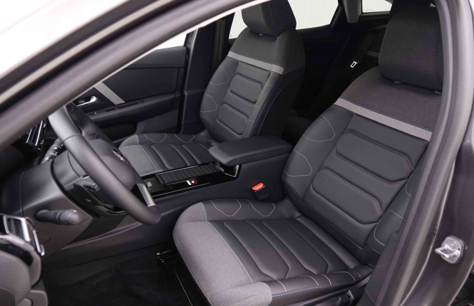 CITROEN_CITROEN_C4_2547347_6.jpg