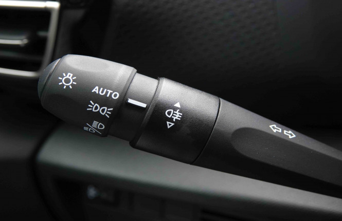 CITROEN_CITROEN_C4_2549646_17.jpg