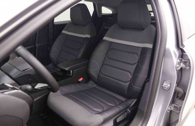 CITROEN_CITROEN_C4_2550085_6.jpg
