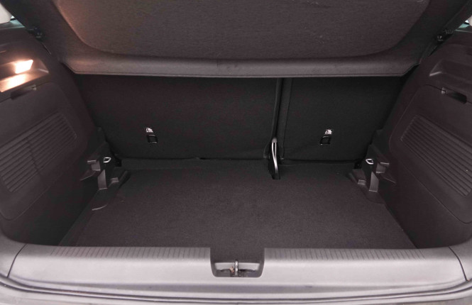 CITROEN_CITROEN_C4_2550938_34.jpg CITROEN_CITROEN_C4_2550938_34.jpg