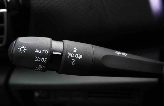 CITROEN_CITROEN_C4_2550944_16.jpg CITROEN_CITROEN_C4_2550944_16.jpg