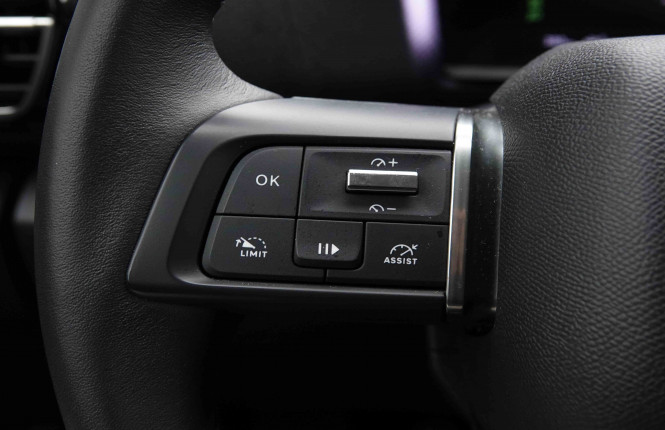 CITROEN_CITROEN_C4_2550944_18.jpg CITROEN_CITROEN_C4_2550944_18.jpg