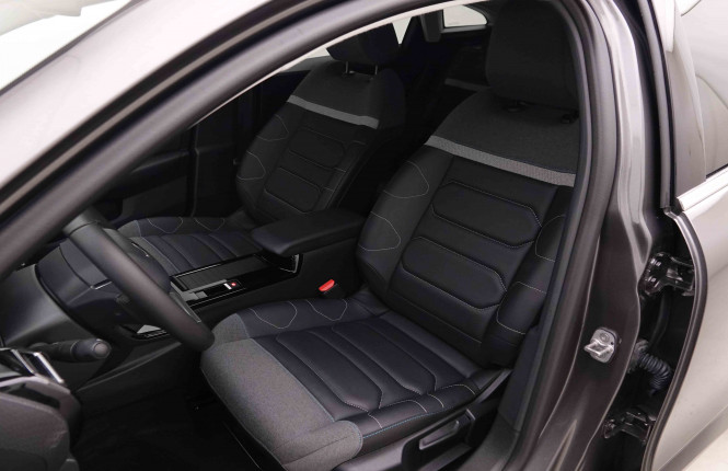 CITROEN_CITROEN_C4_2550945_6.jpg