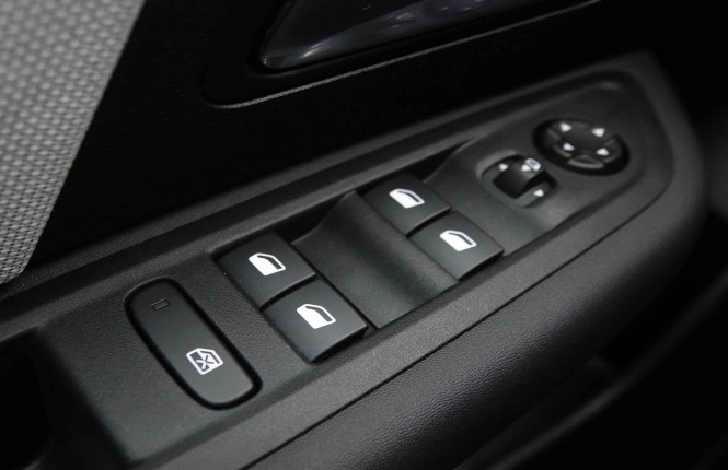 CITROEN_CITROEN_C4_2652566_21.jpg CITROEN_CITROEN_C4_2652566_21.jpg