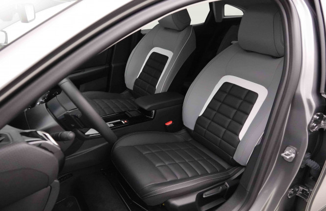 CITROEN_CITROEN_C4_2652569_36.jpg CITROEN_CITROEN_C4_2652569_36.jpg