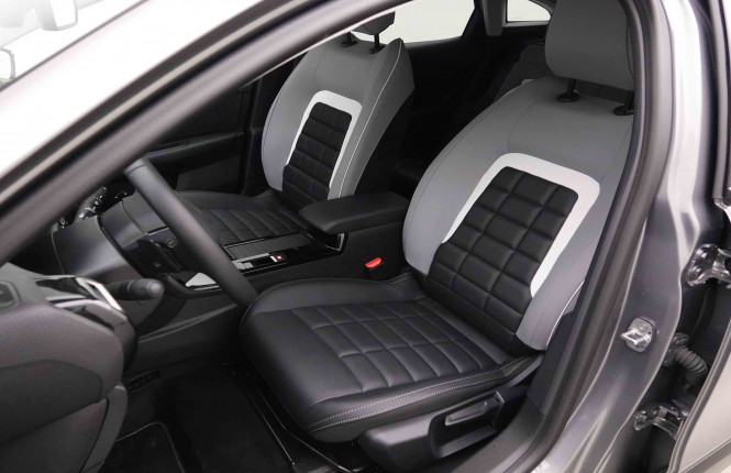 CITROEN_CITROEN_C4_2652569_66.jpg CITROEN_CITROEN_C4_2652569_66.jpg