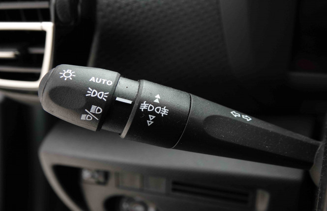 CITROEN_CITROEN_C4_2653782_14.jpg CITROEN_CITROEN_C4_2653782_14.jpg