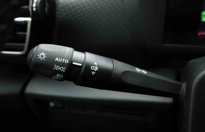 CITROEN_CITROEN_C4_2654244_16.jpg