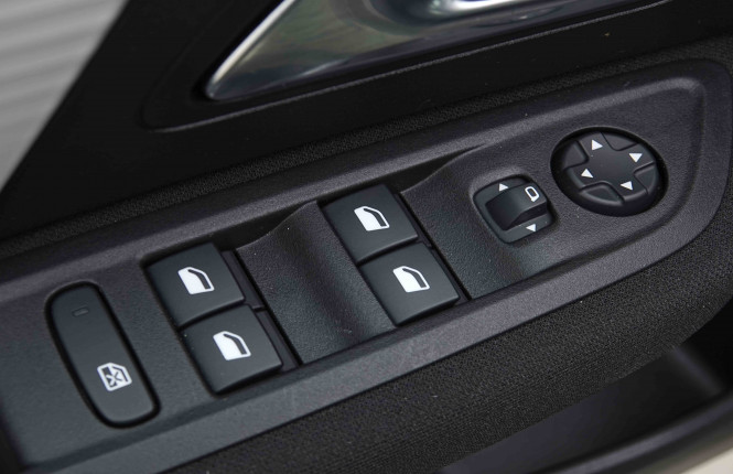 CITROEN_CITROEN_C4_2654362_20.jpg