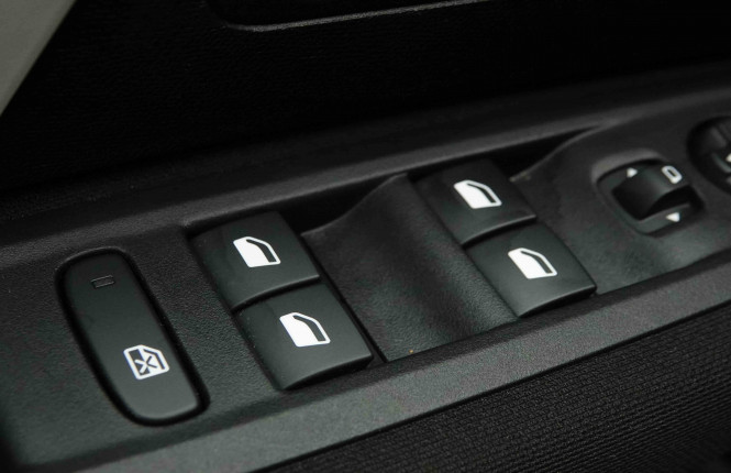 CITROEN_CITROEN_C4_2654363_19.jpg CITROEN_CITROEN_C4_2654363_19.jpg
