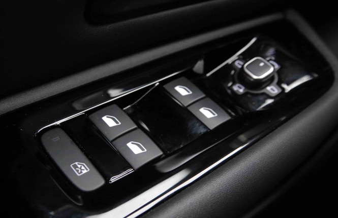 CITROEN_CITROEN_C5 X_2551801_22.jpg CITROEN_CITROEN_C5 X_2551801_22.jpg