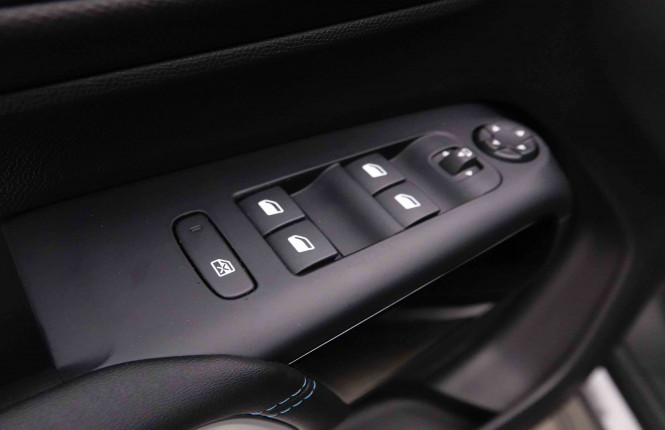 CITROEN_CITROEN_C5AIRCROS_2652577_17.jpg CITROEN_CITROEN_C5AIRCROS_2652577_17.jpg