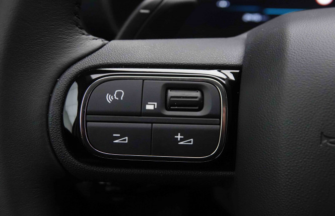 CITROEN_CITROEN_C5AIRCROS_2652580_18.jpg CITROEN_CITROEN_C5AIRCROS_2652580_18.jpg