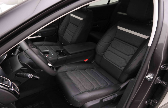 CITROEN_CITROEN_C5AIRCROS_2652581_6.jpg CITROEN_CITROEN_C5AIRCROS_2652581_6.jpg