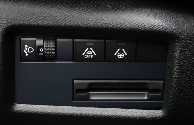 CITROEN_CITROEN_C5AIRCROS_2652585_20.jpg CITROEN_CITROEN_C5AIRCROS_2652585_20.jpg