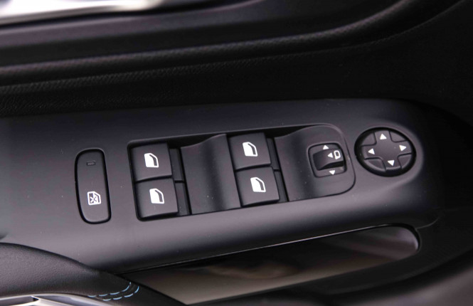 CITROEN_CITROEN_C5AIRCROS_2653025_21.jpg CITROEN_CITROEN_C5AIRCROS_2653025_21.jpg