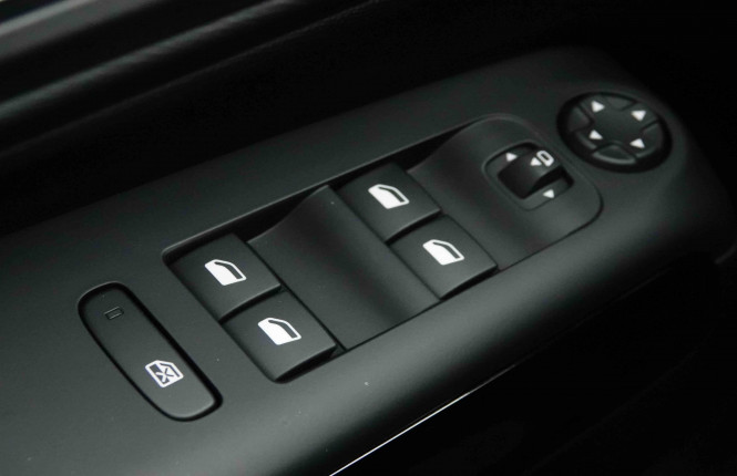 CITROEN_CITROEN_C5AIRCROS_2654151_19.jpg CITROEN_CITROEN_C5AIRCROS_2654151_19.jpg