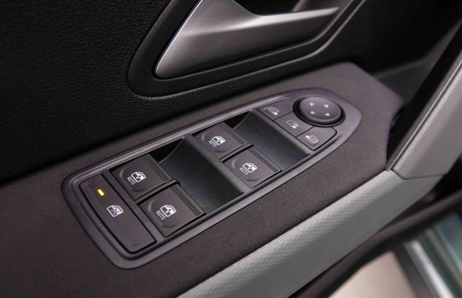DACIA_DACIA_DUSTER_2549105_19.jpg