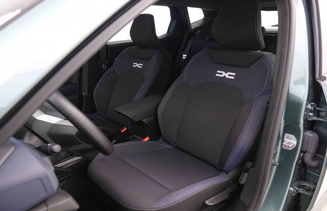 DACIA_DACIA_DUSTER_2550444_6.jpg