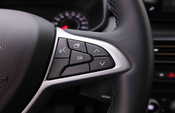 DACIA_DACIA_SANDERO_2548740_17.jpg