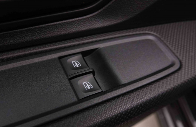 DACIA_DACIA_SANDERO_2652873_19.jpg DACIA_DACIA_SANDERO_2652873_19.jpg