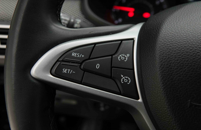 DACIA_DACIA_SANDERO_2654479_18.jpg