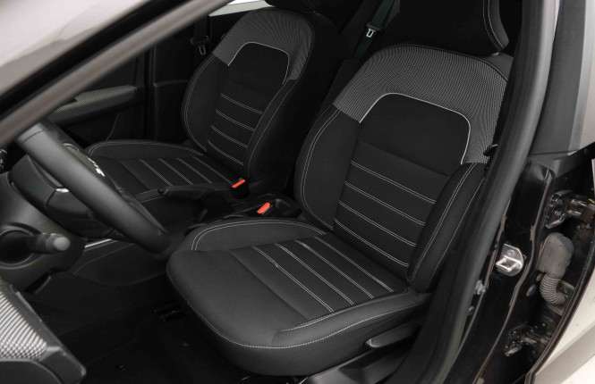 DACIA_DACIA_SANDERO_2654479_6.jpg