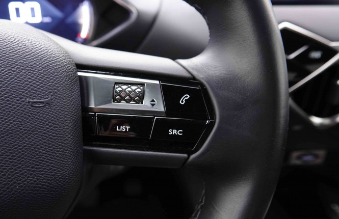 DS_DS_DS3_2549343_19.jpg DS_DS_DS3_2549343_19.jpg