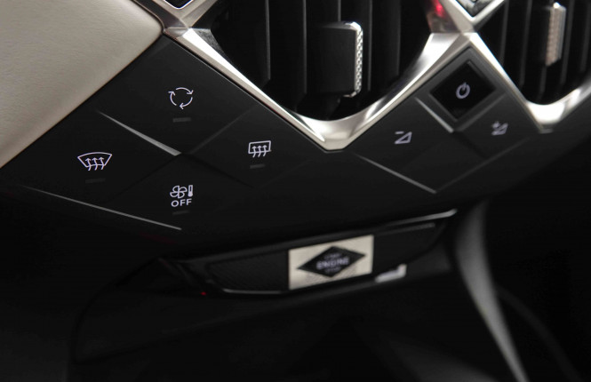 DS_DS_DS3_2549408_16.jpg DS_DS_DS3_2549408_16.jpg