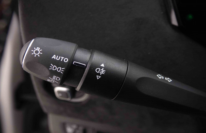 DS_DS_DS4_2550409_16.jpg DS_DS_DS4_2550409_16.jpg