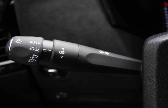 DS_DS_DS4_2550416_16.jpg DS_DS_DS4_2550416_16.jpg