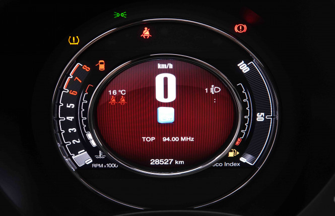 FIAT_FIAT_500C_2550905_12.jpg FIAT_FIAT_500C_2550905_12.jpg