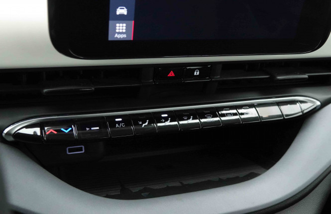 FIAT_FIAT_500E_2550834_12.jpg