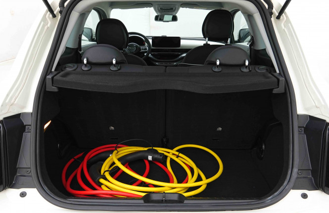 FIAT_FIAT_500E_2654271_5.jpg FIAT_FIAT_500E_2654271_5.jpg