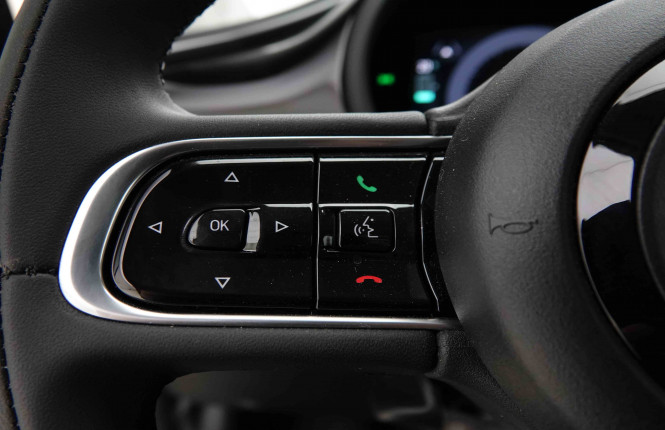FIAT_FIAT_500E_2654507_15.jpg
