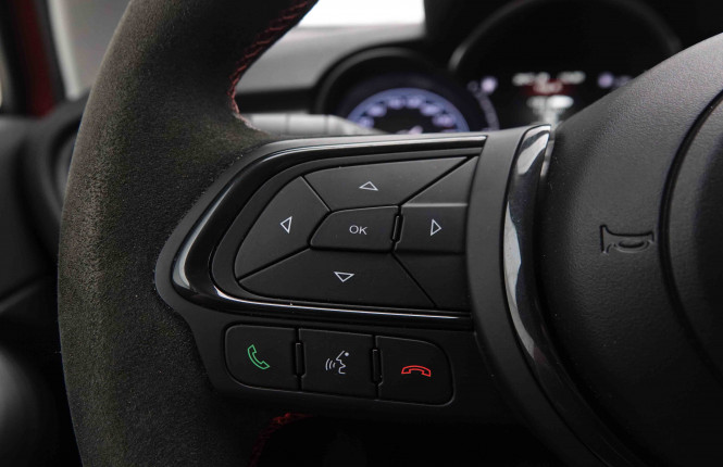 FIAT_FIAT_500X_2549794_17.jpg