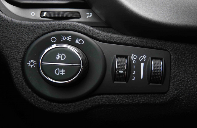 FIAT_FIAT_500X_2549795_9.jpg