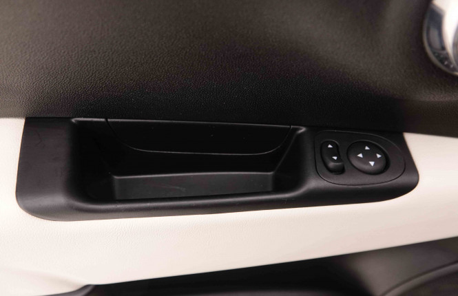 FIAT_FIAT_500_2549444_17.jpg