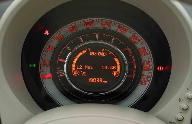 FIAT_FIAT_500_2653548_13.jpg
