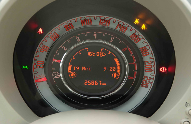 FIAT_FIAT_500_2653549_13.jpg FIAT_FIAT_500_2653549_13.jpg