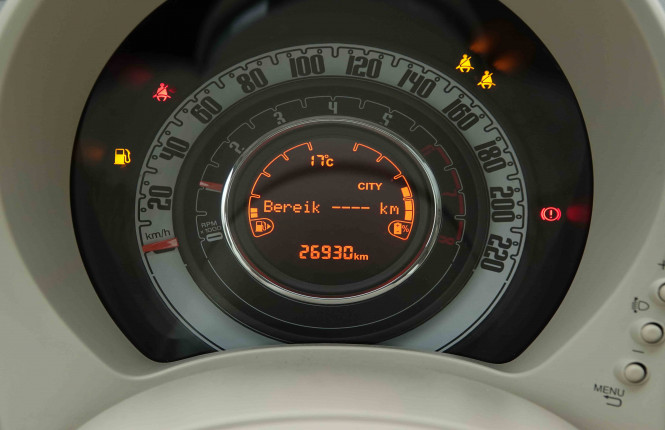 FIAT_FIAT_500_2653550_13.jpg