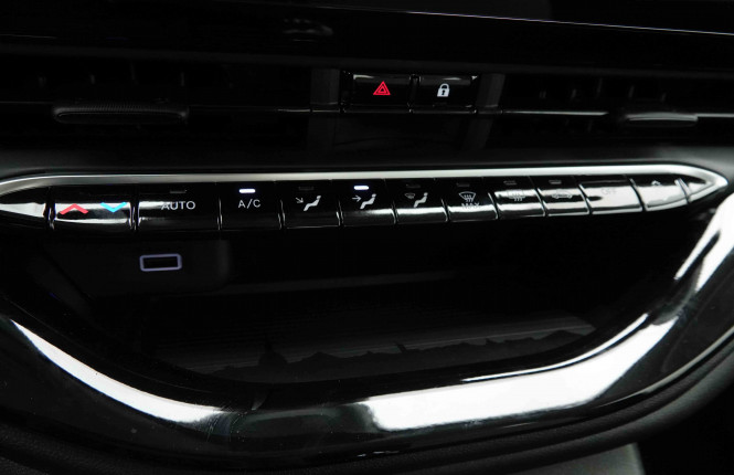 FIAT_FIAT_500_2654346_12.jpg